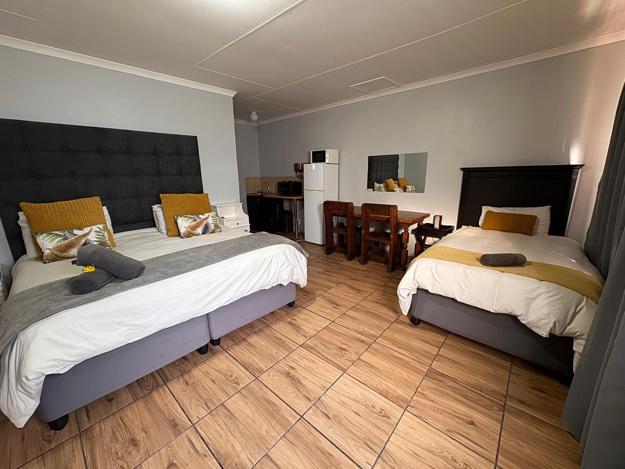 The Palms Venue & Accommodation คราด็อค ภายนอก รูปภาพ